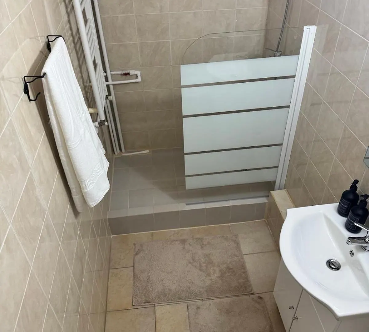 Green View Apartment Boekarest Roemenië